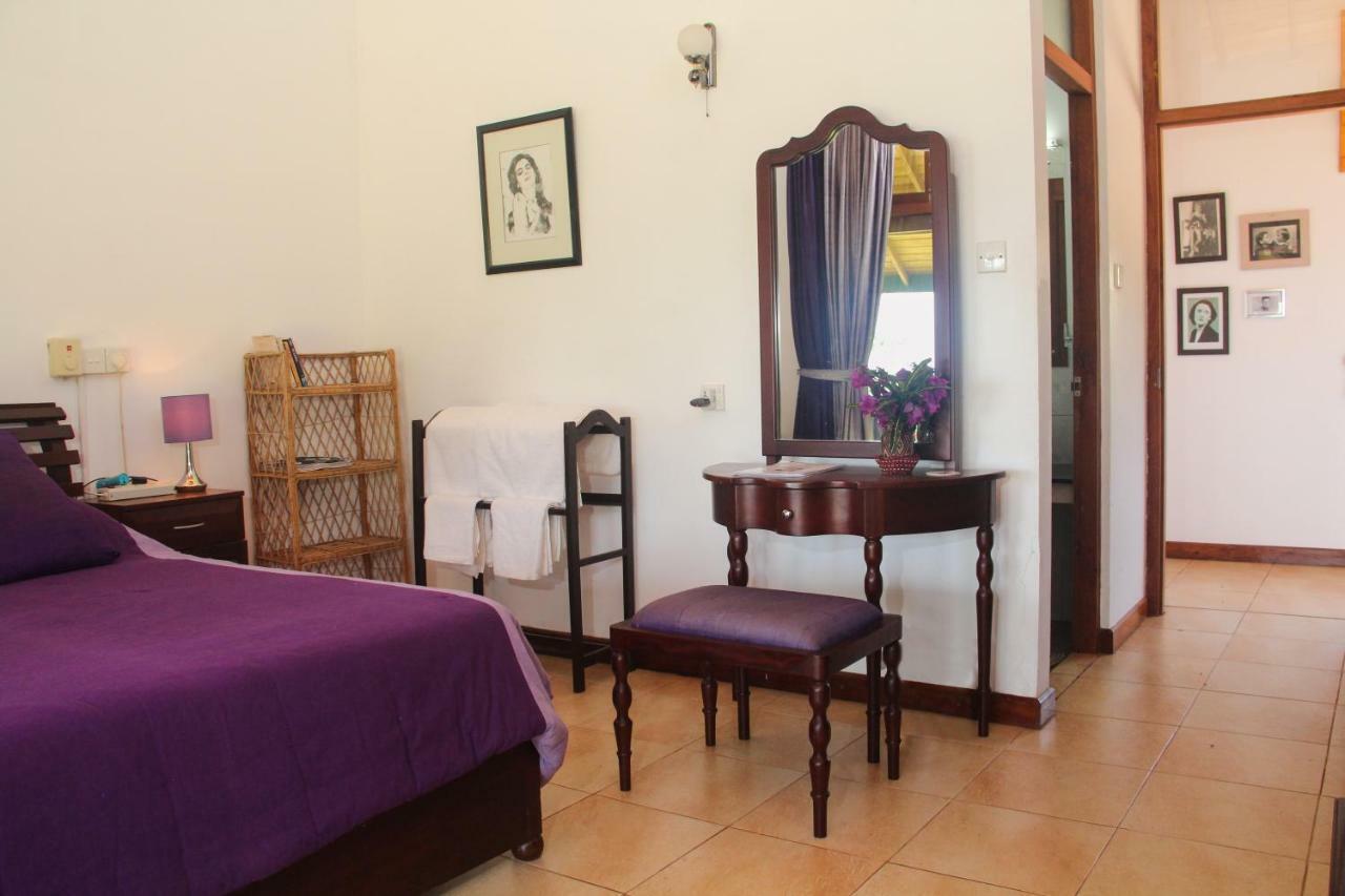Jungle Tide Bed & Breakfast Kandy Exterior photo